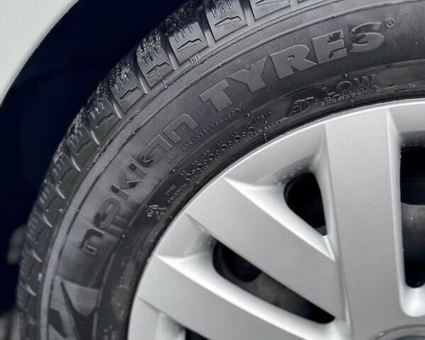 Сірий Фольксваген Гольф, об'ємом двигуна 1.6 л та пробігом 241 тис. км за 7099 $, фото 51 на Automoto.ua