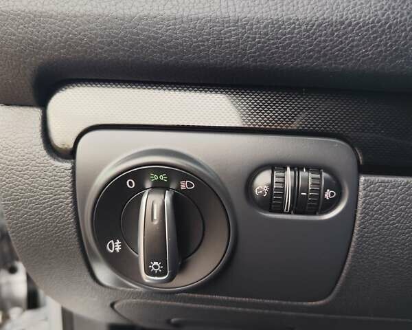 Сірий Фольксваген Гольф, об'ємом двигуна 1.4 л та пробігом 186 тис. км за 7300 $, фото 36 на Automoto.ua