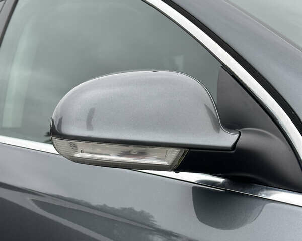 Серый Фольксваген Гольф, объемом двигателя 1.39 л и пробегом 255 тыс. км за 8500 $, фото 9 на Automoto.ua