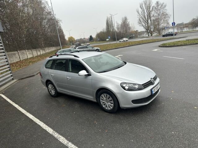 Серый Фольксваген Гольф, объемом двигателя 1.6 л и пробегом 250 тыс. км за 5900 $, фото 1 на Automoto.ua