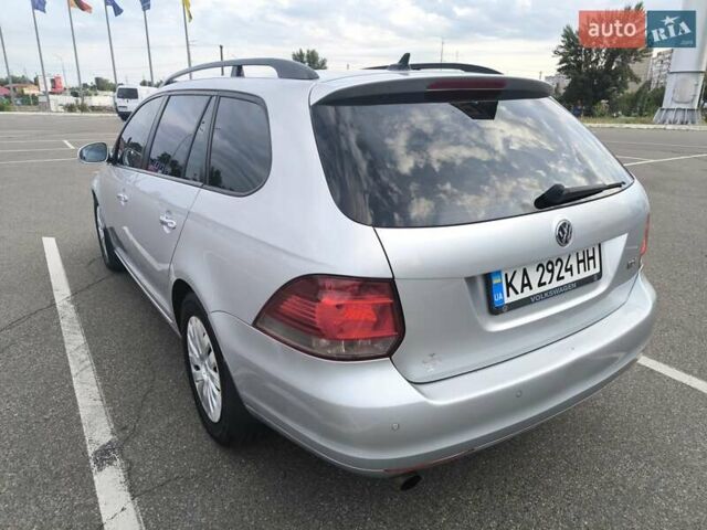 Серый Фольксваген Гольф, объемом двигателя 1.6 л и пробегом 241 тыс. км за 6850 $, фото 6 на Automoto.ua