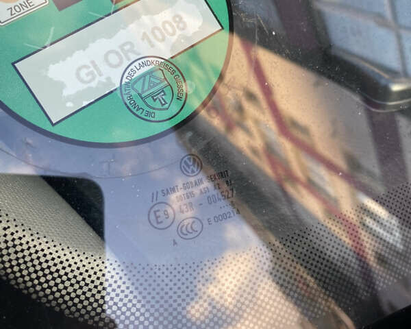 Серый Фольксваген Гольф, объемом двигателя 1.6 л и пробегом 217 тыс. км за 8800 $, фото 51 на Automoto.ua