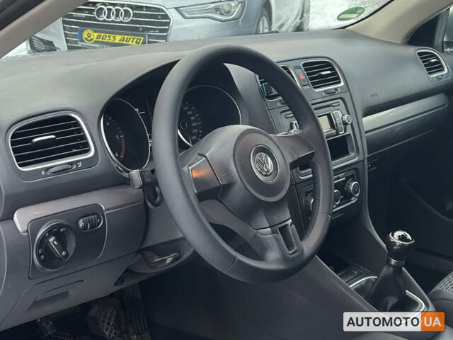 Сірий Фольксваген Гольф, об'ємом двигуна 1.6 л та пробігом 271 тис. км за 7400 $, фото 6 на Automoto.ua
