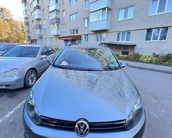 Фольксваген Гольф 2010 в Луцке на Automoto.ua Серый Фольксваген Гольф, объемом двигателя 1.6 л и пробегом 180 тыс. км за 8100 $, фото 10 на Automoto.ua
