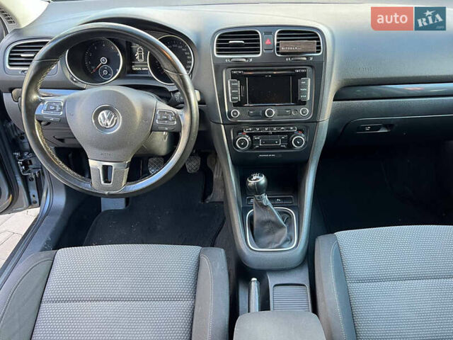 Серый Фольксваген Гольф, объемом двигателя 1.4 л и пробегом 187 тыс. км за 6900 $, фото 5 на Automoto.ua
