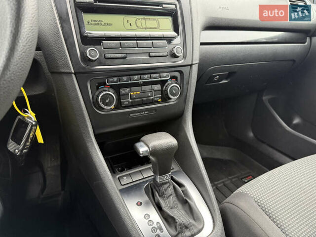 Серый Фольксваген Гольф, объемом двигателя 1.39 л и пробегом 184 тыс. км за 6600 $, фото 19 на Automoto.ua