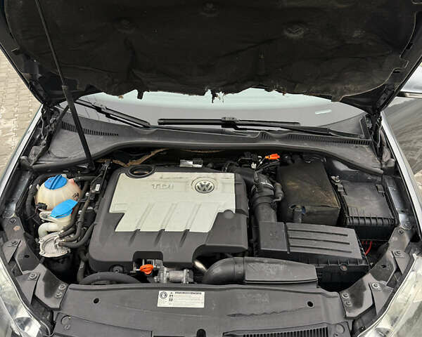 Серый Фольксваген Гольф, объемом двигателя 2 л и пробегом 277 тыс. км за 8350 $, фото 23 на Automoto.ua