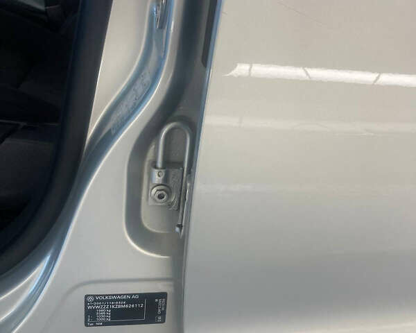 Серый Фольксваген Гольф, объемом двигателя 1.6 л и пробегом 250 тыс. км за 9600 $, фото 10 на Automoto.ua