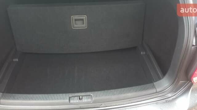 Серый Фольксваген Гольф, объемом двигателя 1.39 л и пробегом 186 тыс. км за 8100 $, фото 34 на Automoto.ua