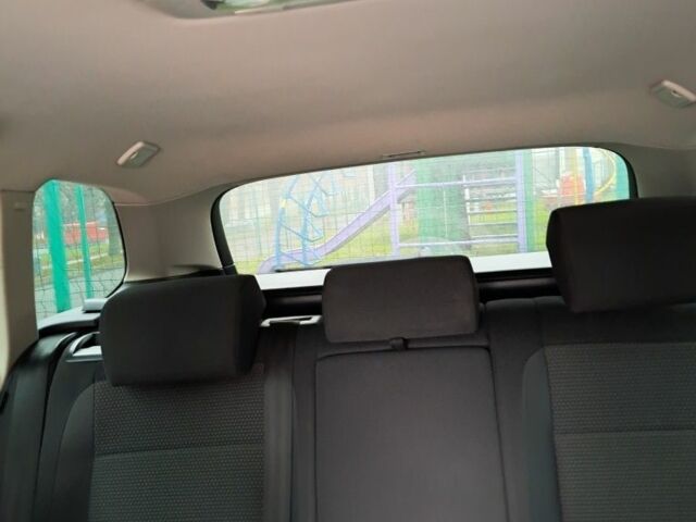 Серый Фольксваген Гольф, объемом двигателя 2 л и пробегом 200 тыс. км за 8200 $, фото 6 на Automoto.ua