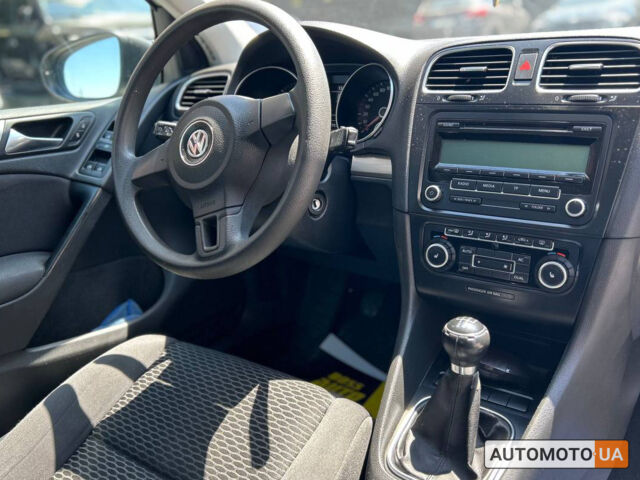 Сірий Фольксваген Гольф, об'ємом двигуна 2 л та пробігом 332 тис. км за 8200 $, фото 16 на Automoto.ua