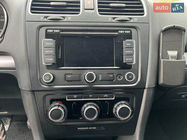 Сірий Фольксваген Гольф, об'ємом двигуна 1.6 л та пробігом 213 тис. км за 7100 $, фото 67 на Automoto.ua