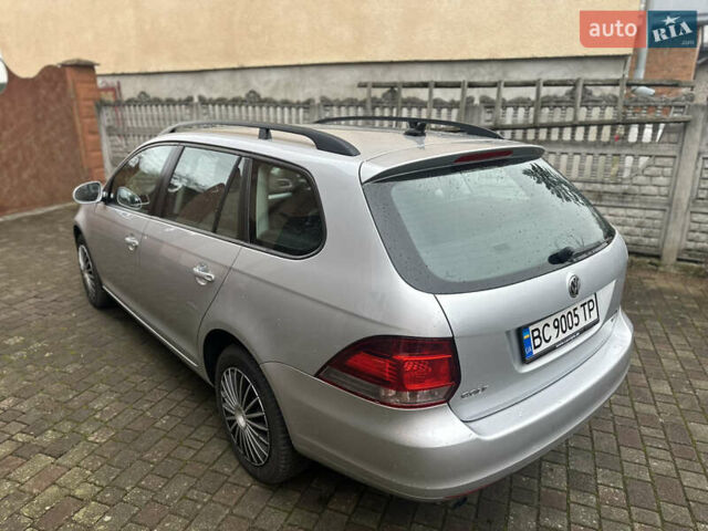 Серый Фольксваген Гольф, объемом двигателя 1.6 л и пробегом 260 тыс. км за 7250 $, фото 4 на Automoto.ua