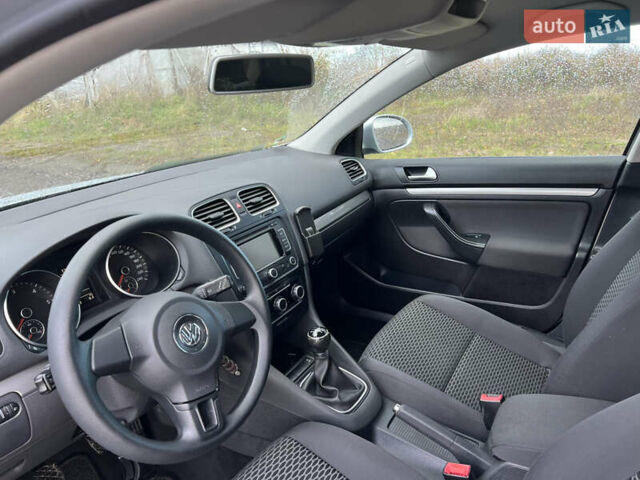 Сірий Фольксваген Гольф, об'ємом двигуна 1.6 л та пробігом 213 тис. км за 7100 $, фото 61 на Automoto.ua