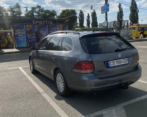 Серый Фольксваген Гольф, объемом двигателя 1.6 л и пробегом 320 тыс. км за 7500 $, фото 2 на Automoto.ua