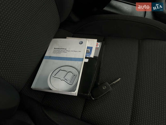 Сірий Фольксваген Гольф, об'ємом двигуна 1.39 л та пробігом 214 тис. км за 7500 $, фото 48 на Automoto.ua