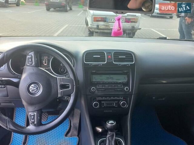 Серый Фольксваген Гольф, объемом двигателя 1.6 л и пробегом 280 тыс. км за 6900 $, фото 4 на Automoto.ua