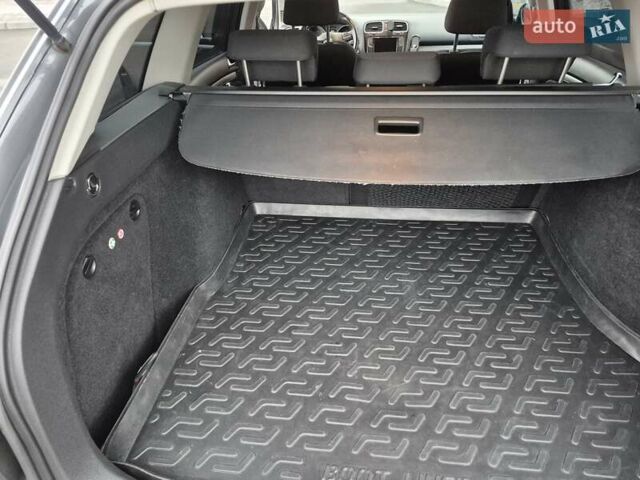 Сірий Фольксваген Гольф, об'ємом двигуна 1.6 л та пробігом 219 тис. км за 8100 $, фото 26 на Automoto.ua