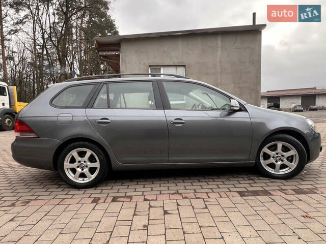 Сірий Фольксваген Гольф, об'ємом двигуна 1.39 л та пробігом 180 тис. км за 5999 $, фото 8 на Automoto.ua