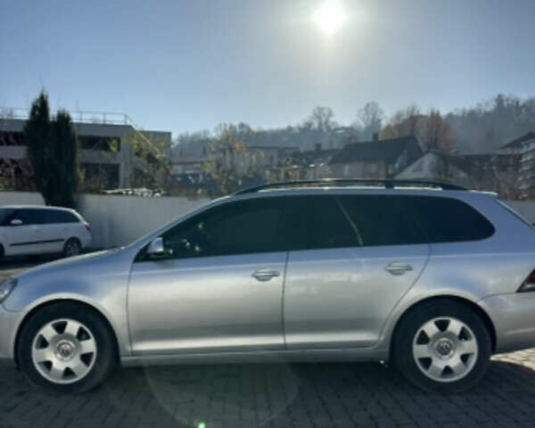 Серый Фольксваген Гольф, объемом двигателя 1.6 л и пробегом 320 тыс. км за 6399 $, фото 5 на Automoto.ua