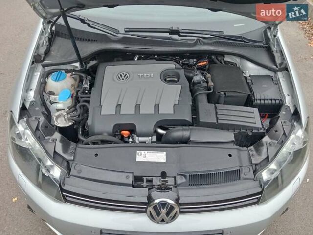 Серый Фольксваген Гольф, объемом двигателя 1.6 л и пробегом 235 тыс. км за 7500 $, фото 12 на Automoto.ua