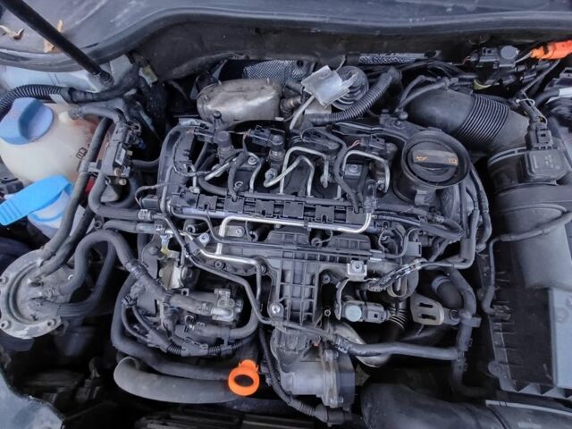 Серый Фольксваген Гольф, объемом двигателя 1.6 л и пробегом 330 тыс. км за 6500 $, фото 9 на Automoto.ua