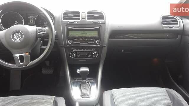 Серый Фольксваген Гольф, объемом двигателя 1.39 л и пробегом 186 тыс. км за 8100 $, фото 10 на Automoto.ua