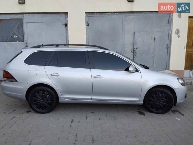 Сірий Фольксваген Гольф, об'ємом двигуна 1.6 л та пробігом 304 тис. км за 7850 $, фото 17 на Automoto.ua