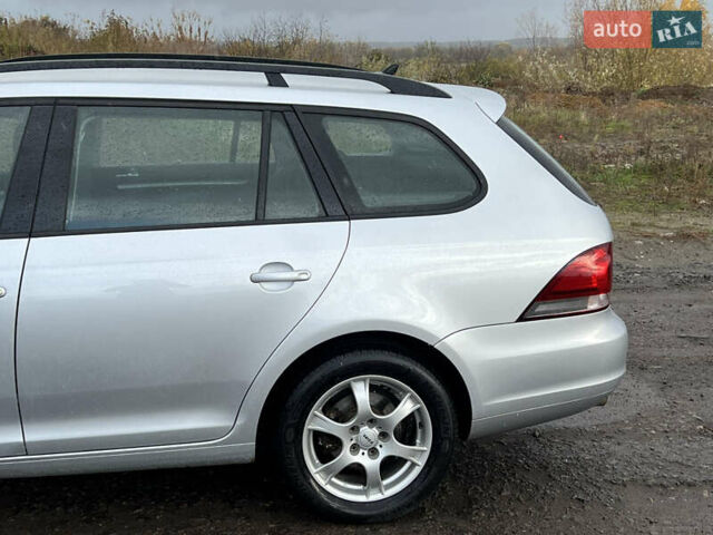 Сірий Фольксваген Гольф, об'ємом двигуна 1.6 л та пробігом 213 тис. км за 7100 $, фото 12 на Automoto.ua