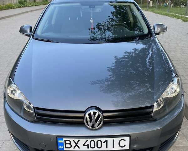 Фольксваген Гольф 2010 в Хмельницком на Automoto.ua Серый Фольксваген Гольф, объемом двигателя 1.6 л и пробегом 263 тыс. км за 7200 $, фото 3 на Automoto.ua