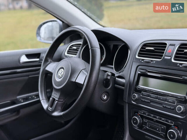 Серый Фольксваген Гольф, объемом двигателя 1.6 л и пробегом 298 тыс. км за 6550 $, фото 31 на Automoto.ua