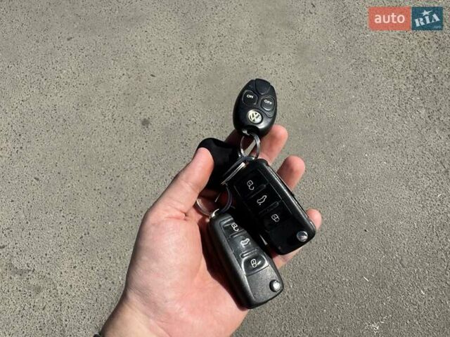Серый Фольксваген Гольф, объемом двигателя 1.6 л и пробегом 288 тыс. км за 7787 $, фото 19 на Automoto.ua