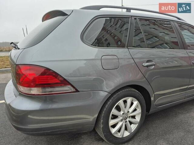 Сірий Фольксваген Гольф, об'ємом двигуна 1.6 л та пробігом 219 тис. км за 8100 $, фото 7 на Automoto.ua
