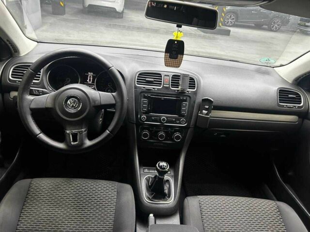 Сірий Фольксваген Гольф, об'ємом двигуна 1.6 л та пробігом 316 тис. км за 6900 $, фото 8 на Automoto.ua