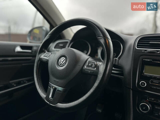 Сірий Фольксваген Гольф, об'ємом двигуна 1.39 л та пробігом 214 тис. км за 7500 $, фото 47 на Automoto.ua