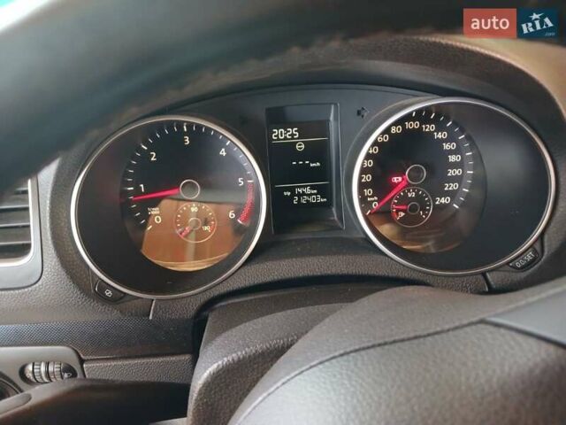 Серый Фольксваген Гольф, объемом двигателя 1.6 л и пробегом 213 тыс. км за 7800 $, фото 4 на Automoto.ua