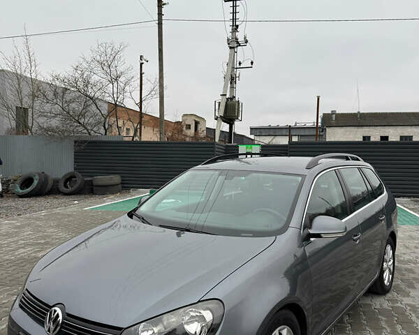 Серый Фольксваген Гольф, объемом двигателя 2 л и пробегом 277 тыс. км за 8350 $, фото 34 на Automoto.ua