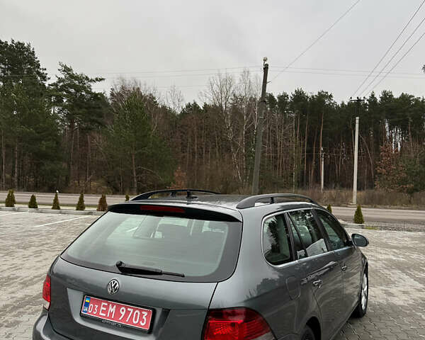 Серый Фольксваген Гольф, объемом двигателя 2 л и пробегом 277 тыс. км за 8350 $, фото 51 на Automoto.ua