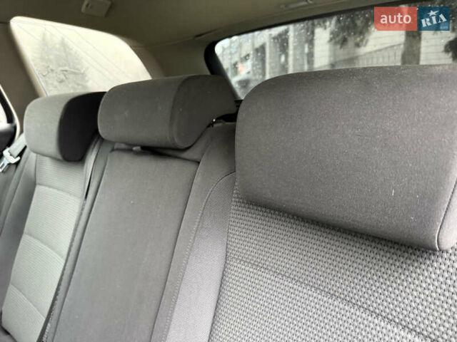 Серый Фольксваген Гольф, объемом двигателя 1.6 л и пробегом 298 тыс. км за 6550 $, фото 46 на Automoto.ua