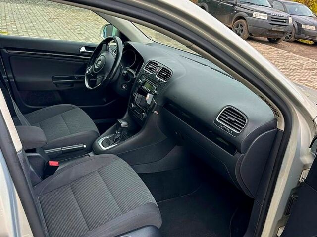 Серый Фольксваген Гольф, объемом двигателя 1.4 л и пробегом 200 тыс. км за 7800 $, фото 11 на Automoto.ua