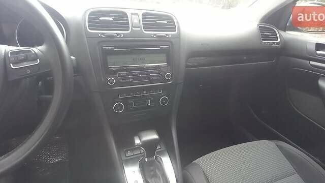 Серый Фольксваген Гольф, объемом двигателя 1.39 л и пробегом 186 тыс. км за 8100 $, фото 19 на Automoto.ua