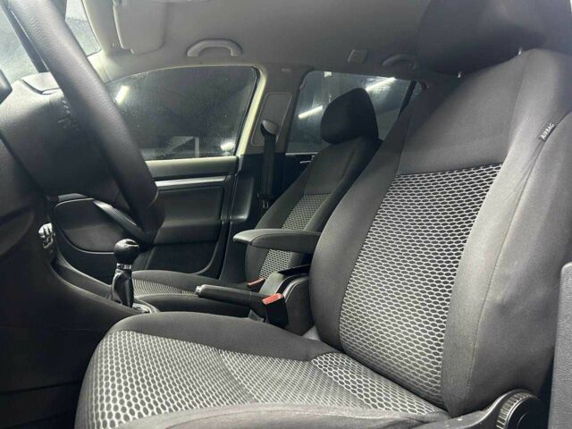 Сірий Фольксваген Гольф, об'ємом двигуна 1.6 л та пробігом 316 тис. км за 6900 $, фото 6 на Automoto.ua