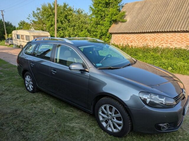 Серый Фольксваген Гольф, объемом двигателя 1.6 л и пробегом 216 тыс. км за 8300 $, фото 4 на Automoto.ua