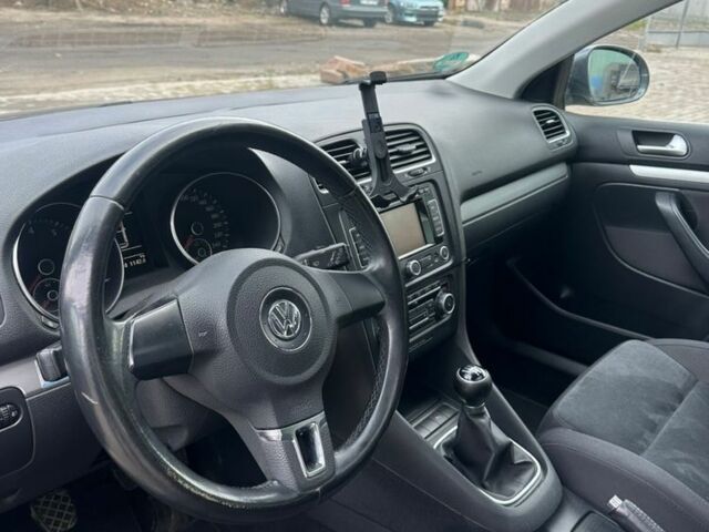 Серый Фольксваген Гольф, объемом двигателя 1.4 л и пробегом 190 тыс. км за 7800 $, фото 4 на Automoto.ua