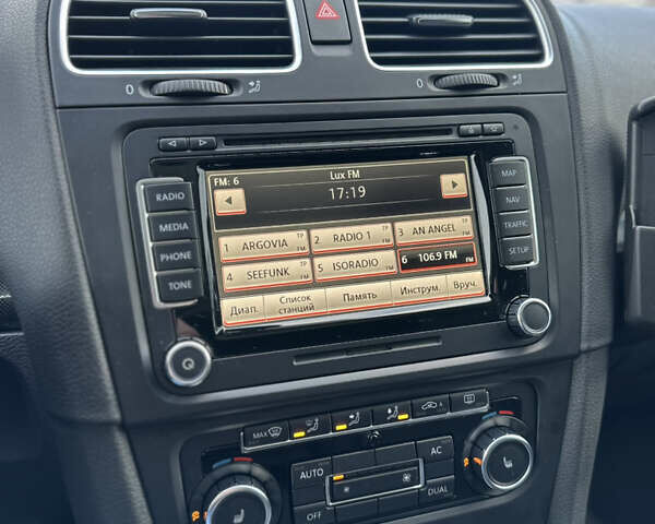 Сірий Фольксваген Гольф, об'ємом двигуна 1.39 л та пробігом 140 тис. км за 8100 $, фото 35 на Automoto.ua