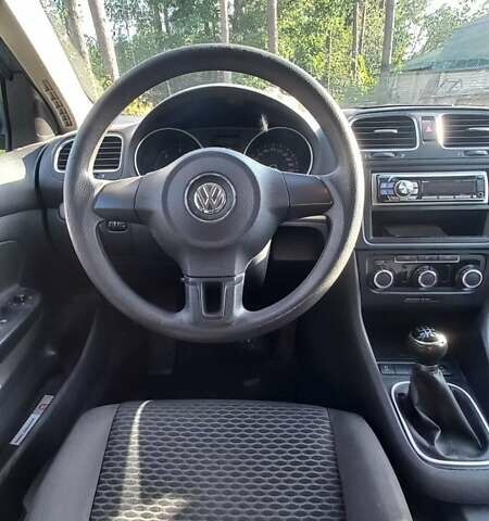 Серый Фольксваген Гольф, объемом двигателя 1.6 л и пробегом 170 тыс. км за 7950 $, фото 10 на Automoto.ua