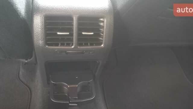 Серый Фольксваген Гольф, объемом двигателя 1.39 л и пробегом 186 тыс. км за 8100 $, фото 7 на Automoto.ua