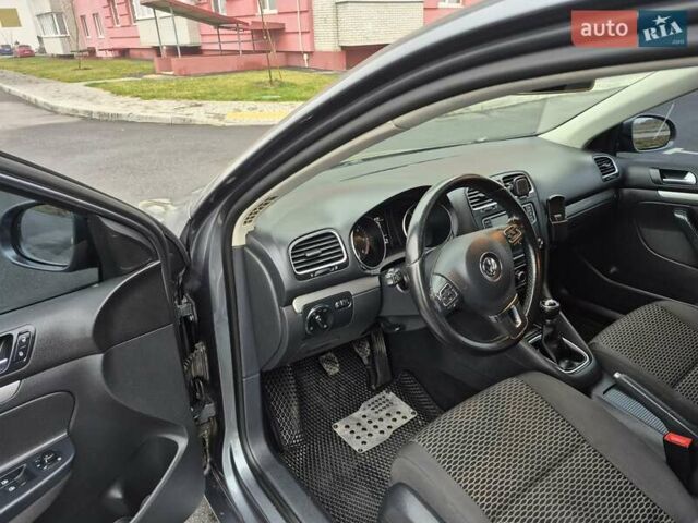 Сірий Фольксваген Гольф, об'ємом двигуна 1.6 л та пробігом 219 тис. км за 8100 $, фото 22 на Automoto.ua