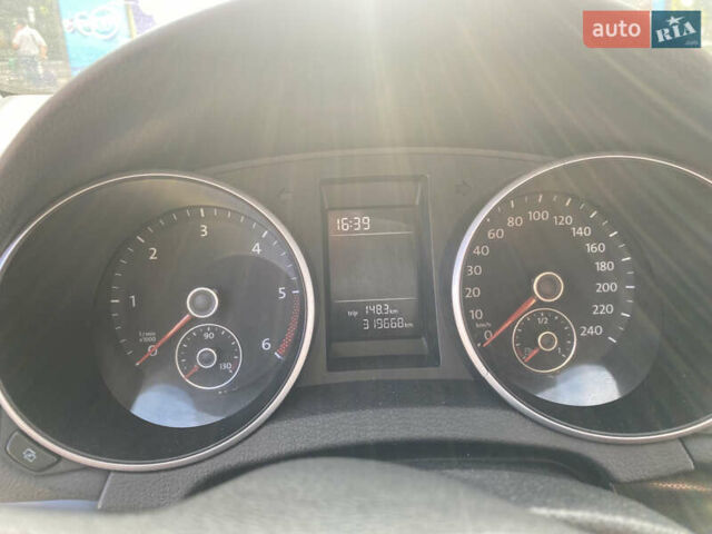 Серый Фольксваген Гольф, объемом двигателя 1.6 л и пробегом 320 тыс. км за 7500 $, фото 17 на Automoto.ua