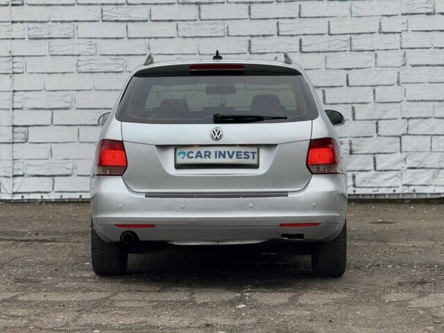 Серый Фольксваген Гольф, объемом двигателя 1.6 л и пробегом 202 тыс. км за 7500 $, фото 4 на Automoto.ua